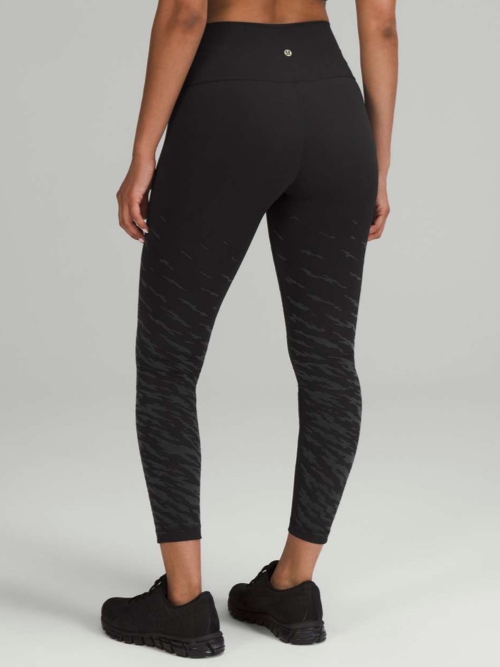 Rare Lululemon Lunar New Year Wunder Under High-Rise Tight 25” Black Size 4